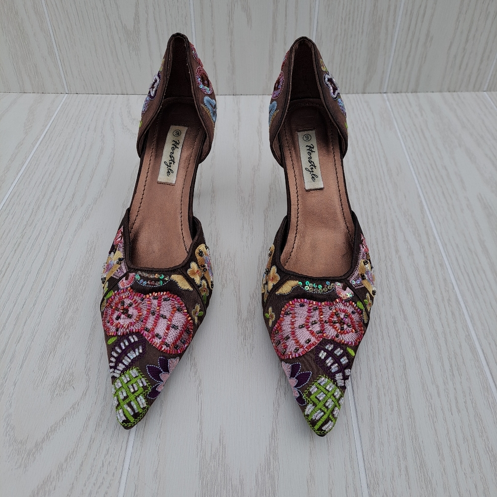 Herstyle brand elegant dress shoes size 9 gorgeous sequin and beading